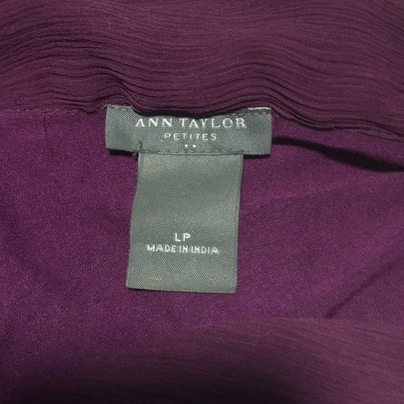 Ann Taylor Blouse - Picture 5 of 5